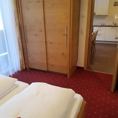 Aparthotel Hohe Bruecke Отель
