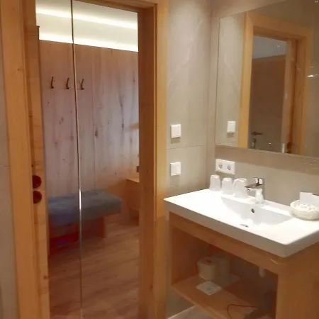 Aparthotel Hohe Bruecke 3*