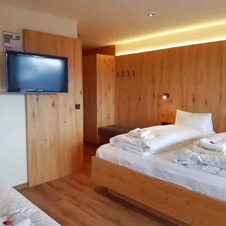Aparthotel Hohe Bruecke 3* Mittersill