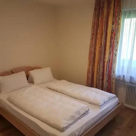 Отель Aparthotel Hohe Bruecke 3*