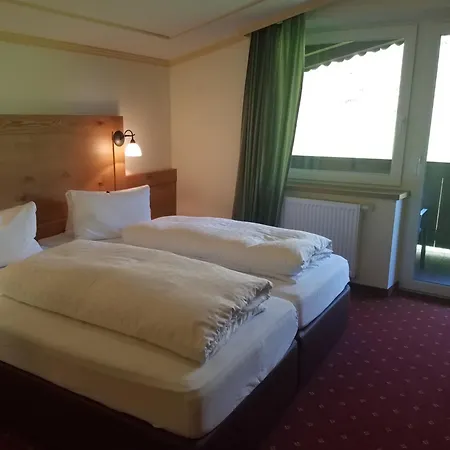 Отель Aparthotel Hohe Bruecke