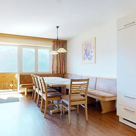 Hohe Bruecke מלון 3*