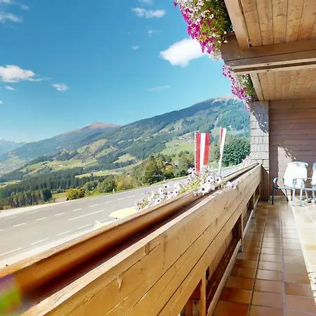 Hohe Bruecke מיטרסיל