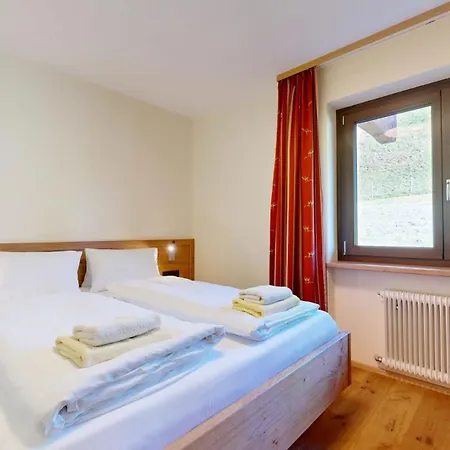 מלון Hohe Bruecke 3*