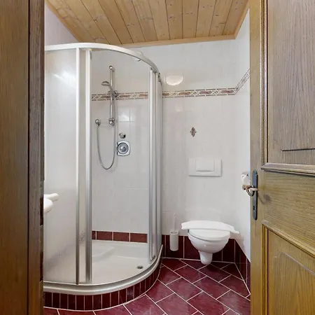 Hohe Bruecke 3* מיטרסיל