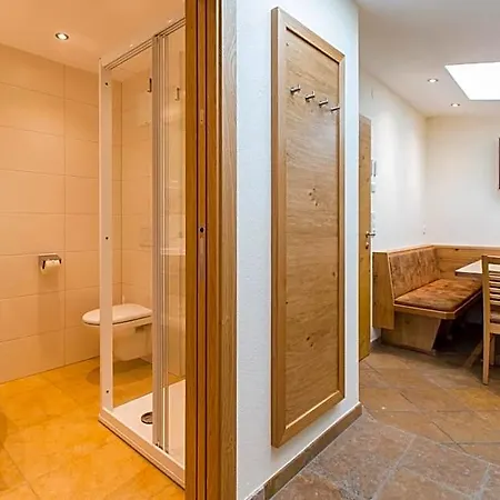 Hohe Bruecke Otel 3*